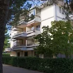 Peaceful Flat In Lägenhet *