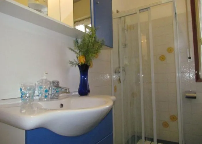 Peaceful Flat In 비비오네